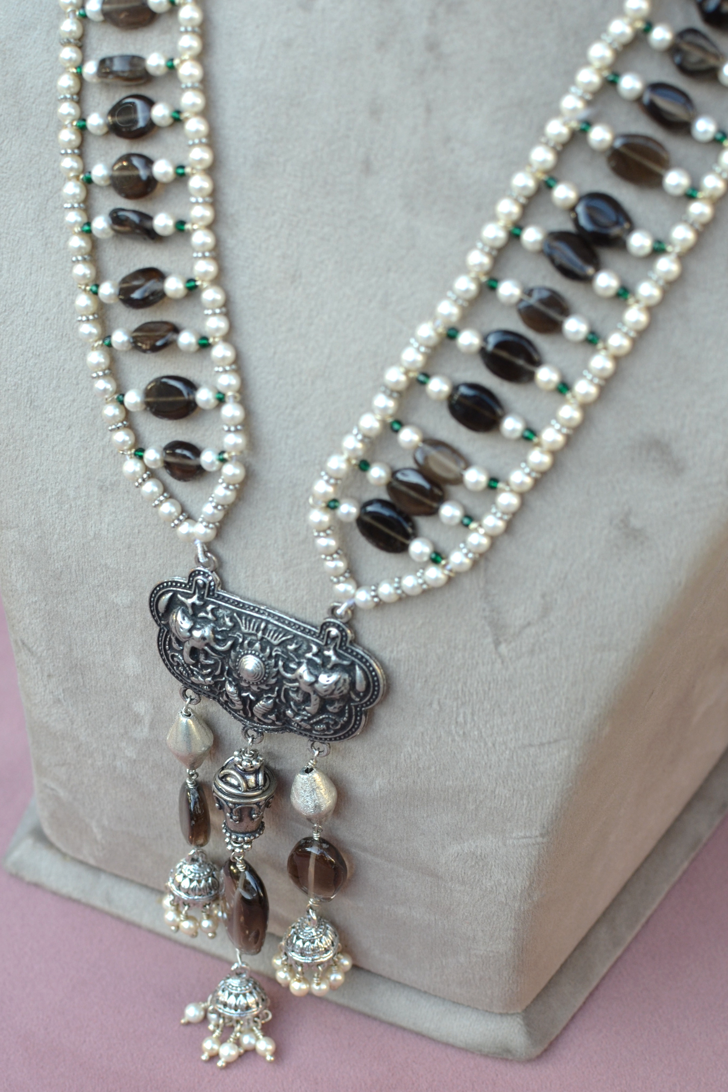 SMOKEY QUARTZ ELEPHANT PENDANT NECKLACE