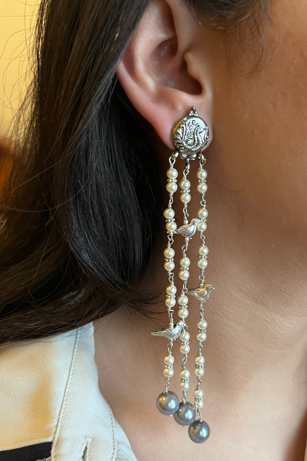 JAALI THREE LINE BIRD EARRINGS