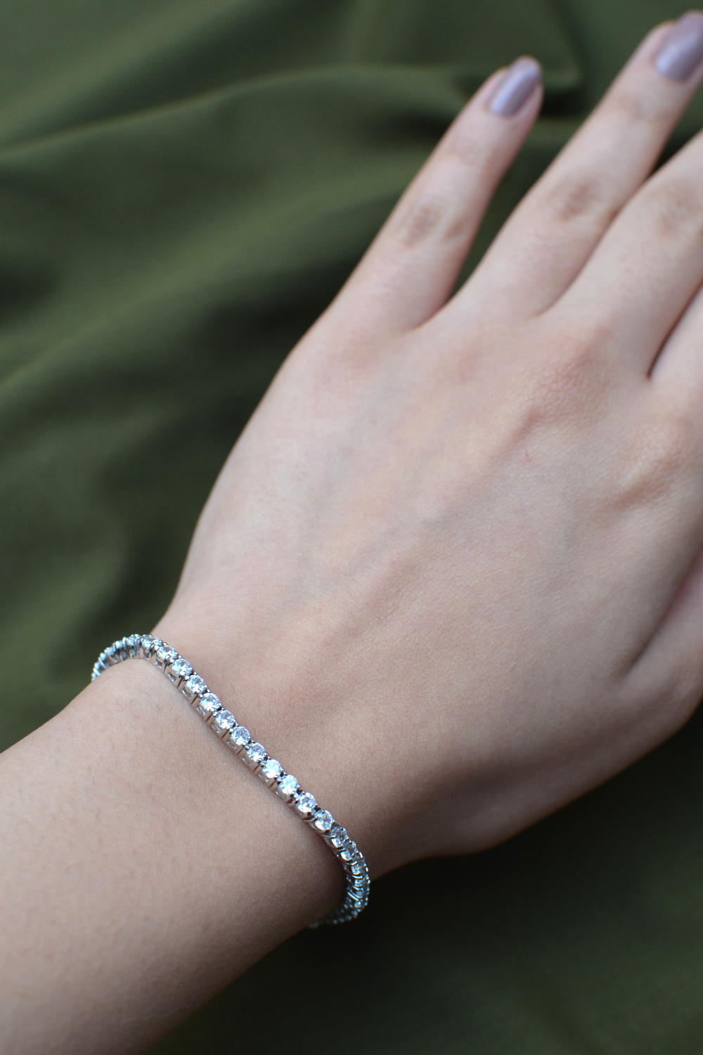 SINGLE LINE SILVER TENNIS BRACELET