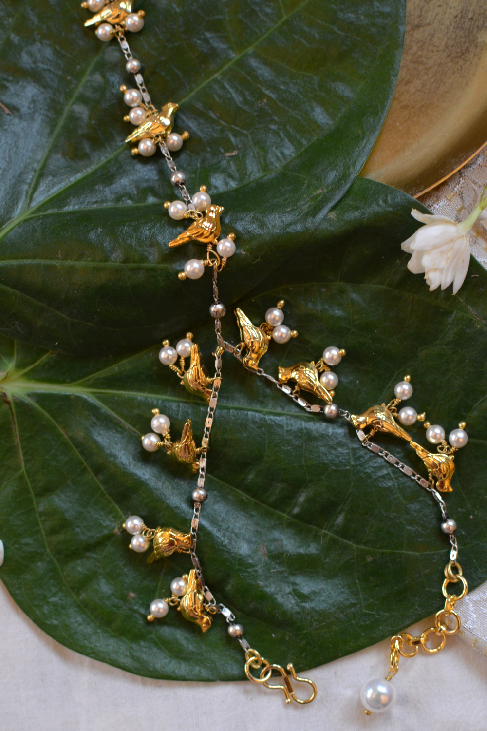 GOLD BIRD SILVER CHAIN HATHPHOOL