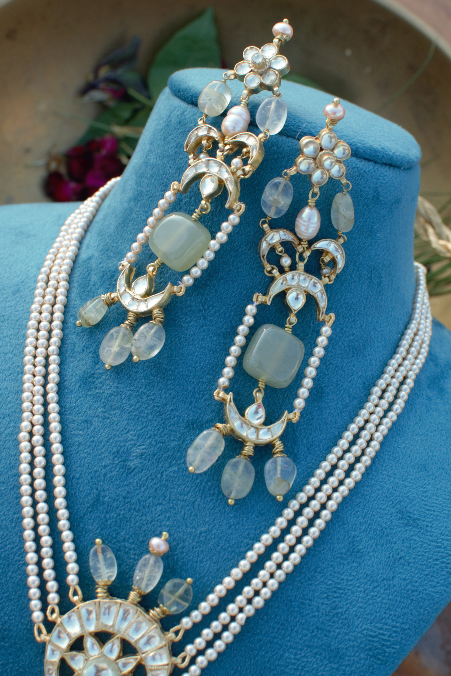 ARDH-TARA LONG NECKLACE WITH EARRINGS