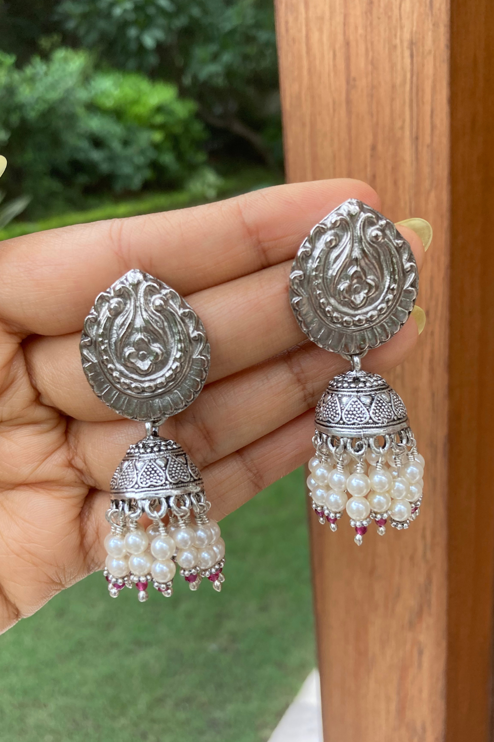 BETEL LEAF JHUMKIS- RED