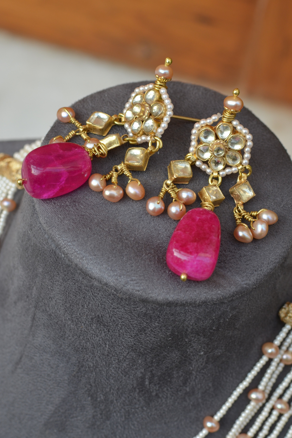 CHANDRAMA NECKLACE SET - RED STONES