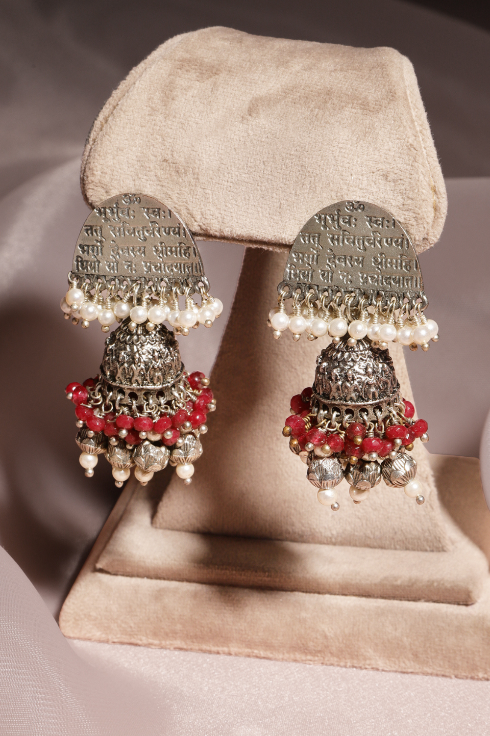 SHLOK JHUMKIS RED