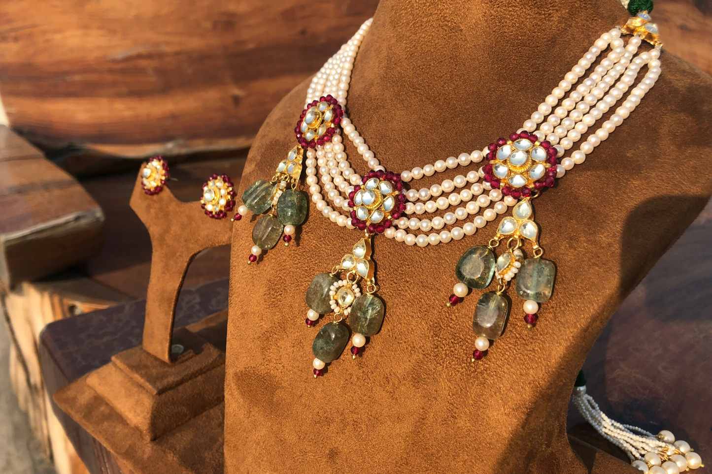 GULBANDH KUNDANKARI NECKLACE SET